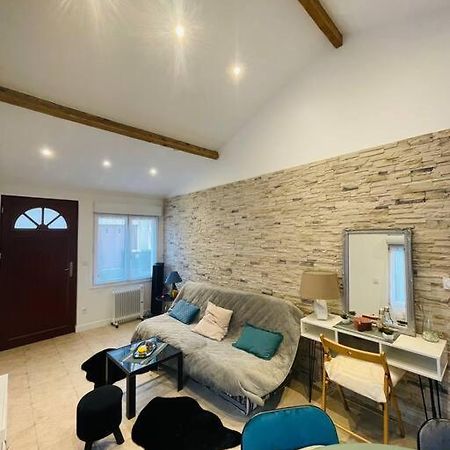 Orly Shelter Apartamento Exterior foto