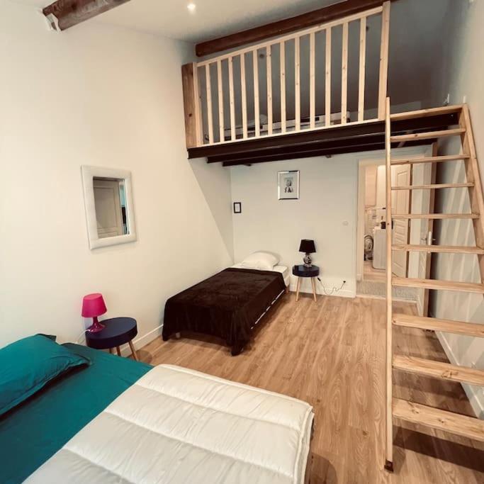 Orly Shelter Apartamento Exterior foto